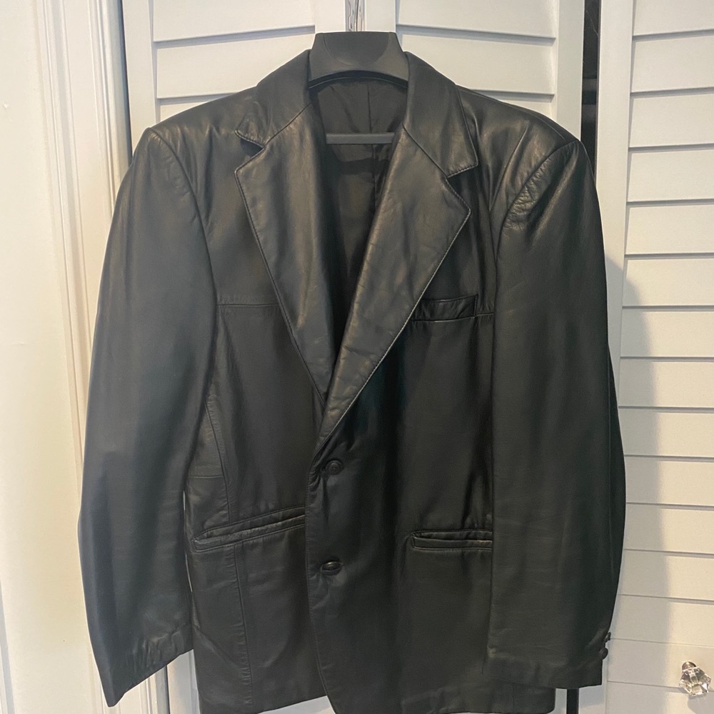 Clipper Mist Men’s Genuine Leather suit